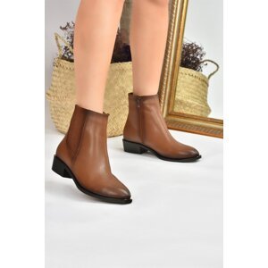 Fox Shoes Women's Camel Short Heeled Boots