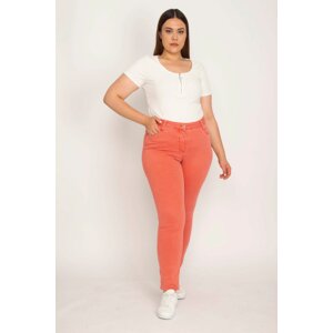 Şans Women's Plus Size Pomegranate Lycra 5 Pocket Jeans