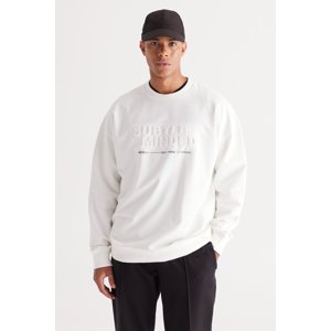 AC&Co / Altınyıldız Classics Men's Ecru Oversize Wide-Fit Fleece 3 Thread Crew Neck Cotton Sweatshirt