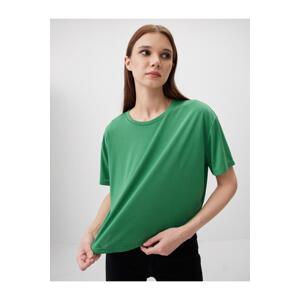 Jimmy Key Green Crew Neck Short Sleeve Basic Crop T-Shirt