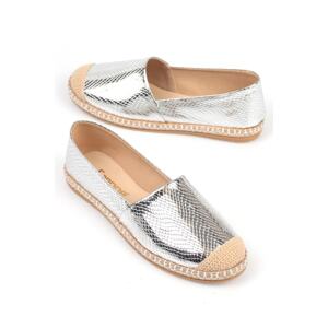 Capone Outfitters Women's Capone Silver Espadrilles