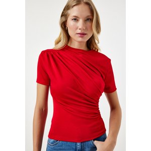 Happiness İstanbul Women's Red Gathered Detailed Viscose Blouse