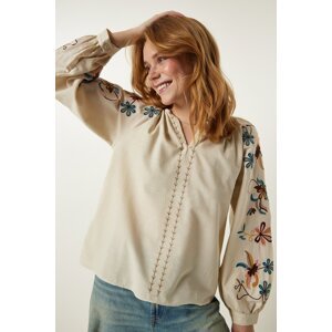 Happiness İstanbul Women's Cream Embroidery Detail Linen Blouse