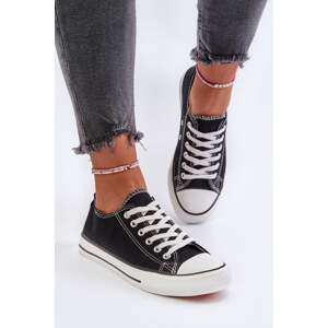 Women's Classic Low-Top Black Caelira Sneakers