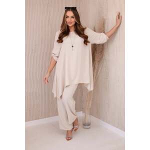 Set blouse + trousers with pendant beige