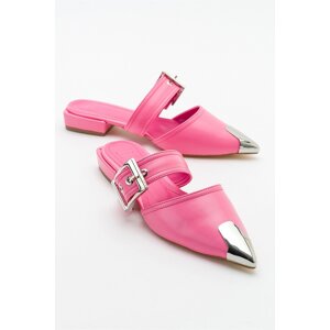 LuviShoes Jenni Women's Pink Buckle Slippers
