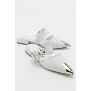 LuviShoes Jenni Women's White Buckled Slippers