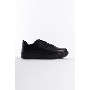 Capone Outfitters Classic Flat Women's Sneaker